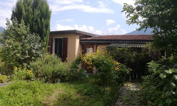 Minusio House | Holiday house Minusio for 1 - 2 persons with 1 bedroom - Holiday house
