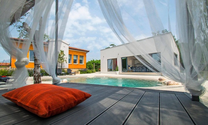 Nedescina House | Holiday house Nedescina for 1 - 8 persons with 3 bedrooms - Holiday home