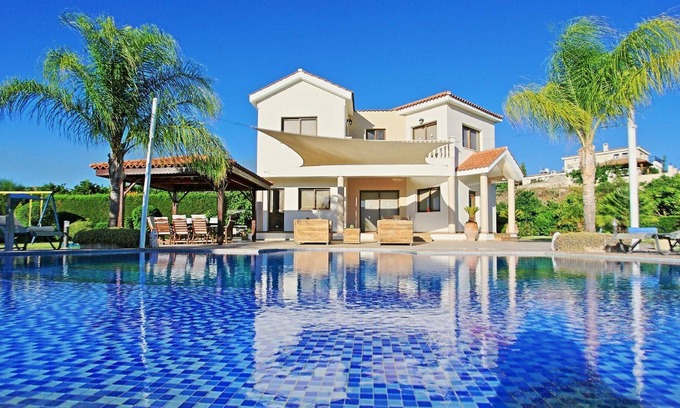 Pano Arodhes House | Holiday house Peristerona for 1 - 8 persons with 3 bedrooms - Holiday home