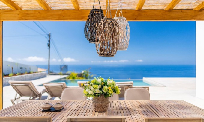 Tabua House | Holiday house Ponta do Sol for 2 - 12 persons with 5 bedrooms - Holiday house