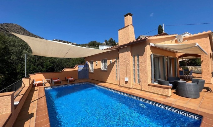 El Mas Fumats House | Holiday house, private- pool, sea view, fiber-interent, parking