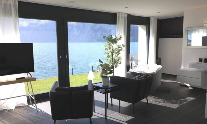 Sisikon House | Holiday house Sisikon for 1 - 10 persons with 4 bedrooms - Detached holiday house