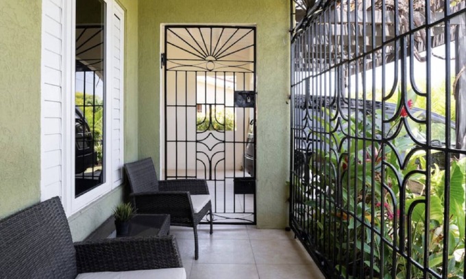 Mammee Bay House | Holiday house Steer Town for 1 - 6 persons with 3 bedrooms - Holiday house