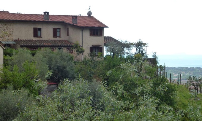 Strettoia House | Holiday house Strettoia for 1 - 6 persons with 3 bedrooms - Holiday home