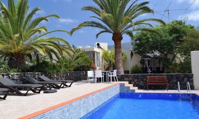 Los Llanos de Aridane House | Holiday house Tazacorte for 2 - 5 persons with 2 bedrooms - Holiday house