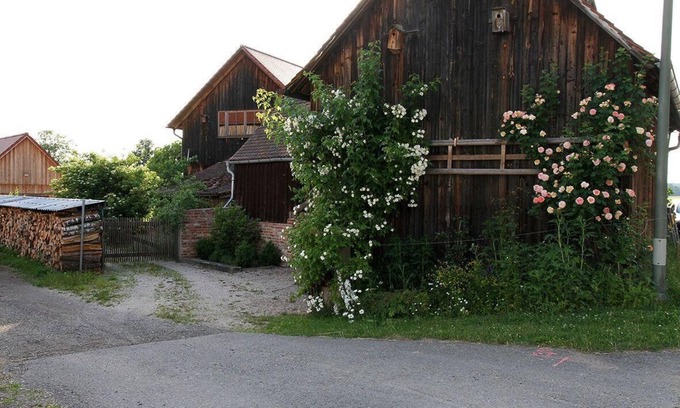 Edeldorf House | Holiday house Theisseil for 1 - 2 persons with 1 bedroom - Holiday house