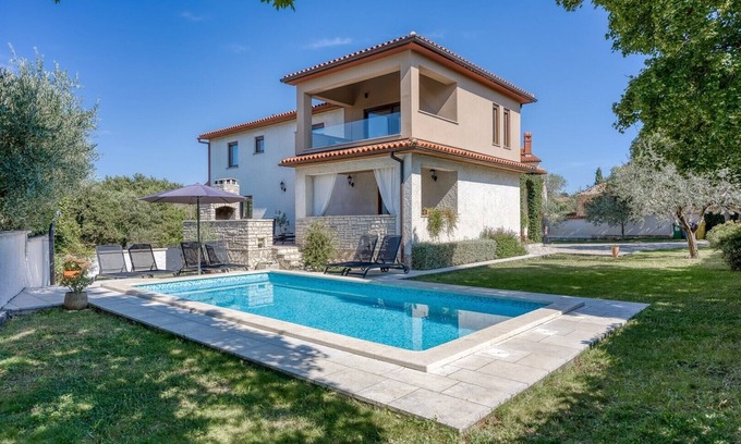 Pinezici House | Holiday House Tina with Private Pool