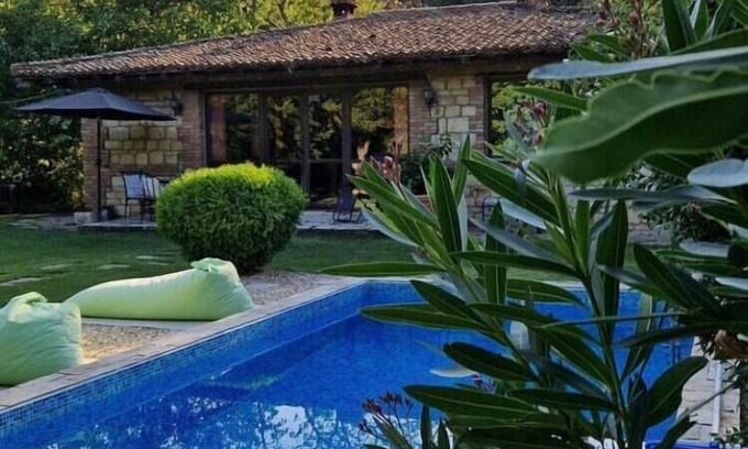 Saints Constantine and Helena House | Holiday house Varna for 1 - 4 persons with 2 bedrooms - Row house