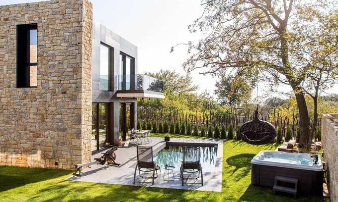 Saints Constantine and Helena House | Holiday house Varna for 1 - 6 persons with 3 bedrooms - Row house