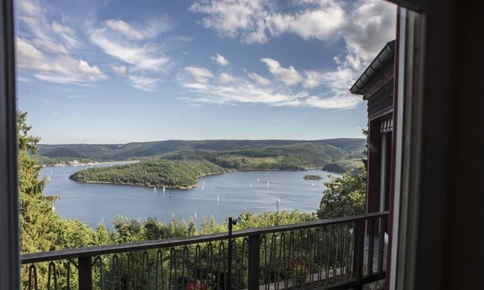 Nideggen House | Holiday house "Waldhaus Anne" in Niedeggen - with a view of the Rursee