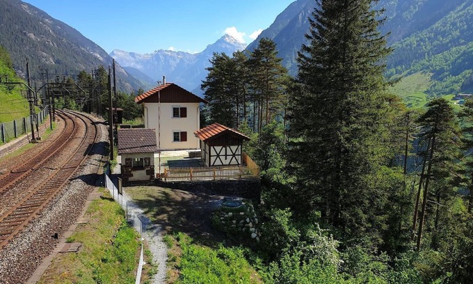 Wassen Ski Chalet | Holiday house Wassen UR for 1 - 5 persons with 2 bedrooms - Holiday house