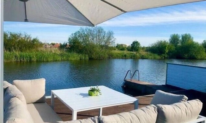 Onderdijk House | Holiday house Wervershoof for 1 - 4 persons with 2 bedrooms - Holiday house