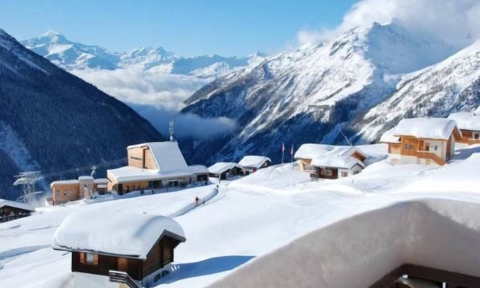 Wiler Ski Chalet | Holiday house Wiler for 1 - 8 persons with 4 bedrooms - Chalet