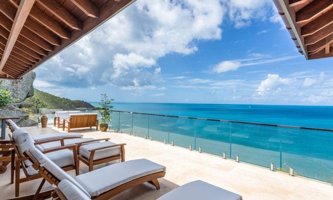 Tortola House | Holiday house with private pool for 8 persons 2 children approx. 500 m² in Trunk Bay, Tortola