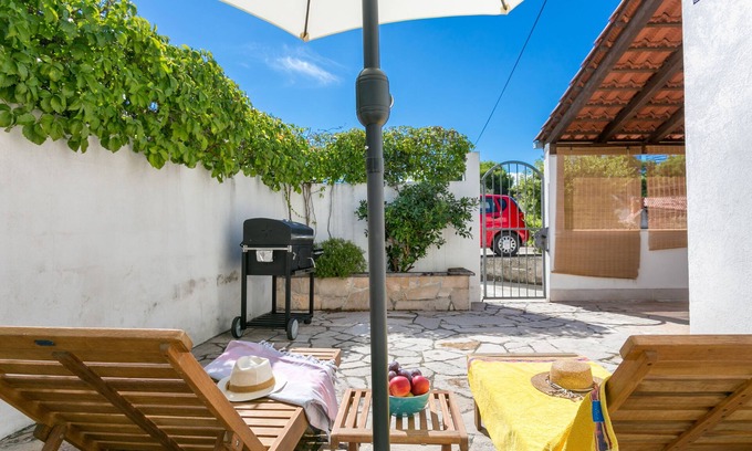 Cove Makarac (Milna) House | Holiday house with a parking space Milna, Brač (K-20140)