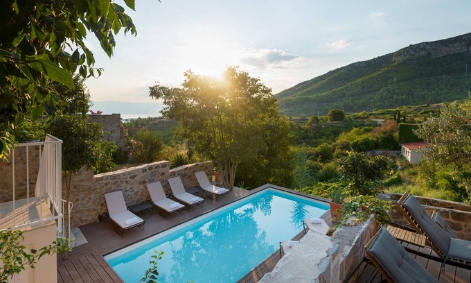 Pitve House | Holiday house with a swimming pool Pitve, Hvar (K-22127)