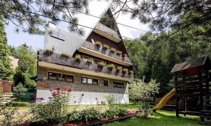 Trzemesnia House | Holiday house with a wonderful panoramic view of the valley, Stroza
