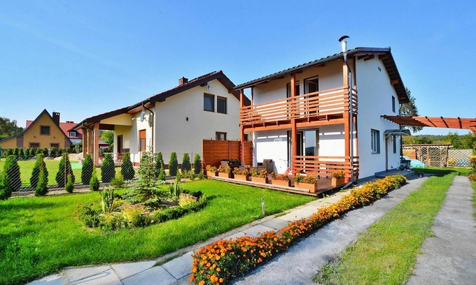 Borne Sulinowo House | Holiday house with garden in Dabrowica