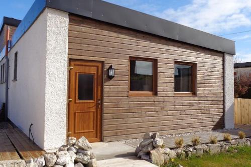 Sangomore House | Holiday House with garden and sauna