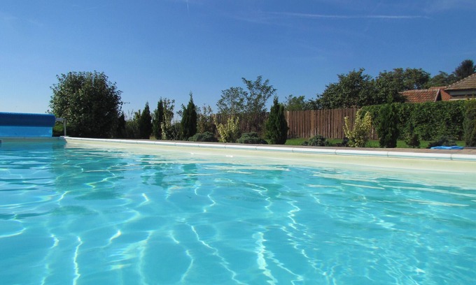 Szentistvan House | Holiday house with large garden, heated swimming pool and stunning views