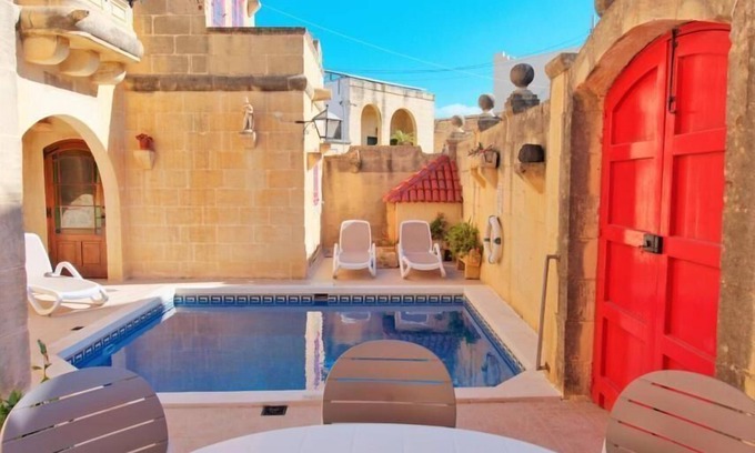 Xaghra House | Holiday house Xaghra for 1 - 6 persons with 3 bedrooms - Holiday home