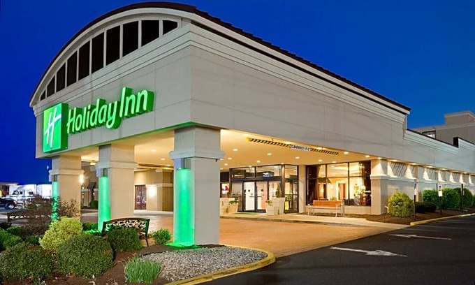 South Plainfield Hotel | Holiday Inn South Plainfield-Piscataway, an IHG Hotel