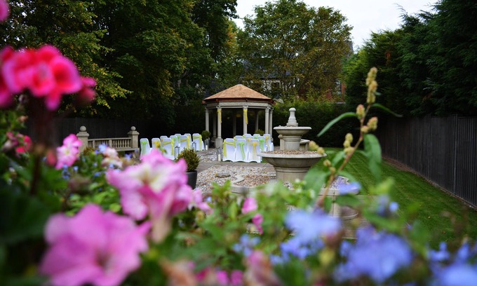 Dodworth Hotel | Holiday Inn Barnsley by IHG