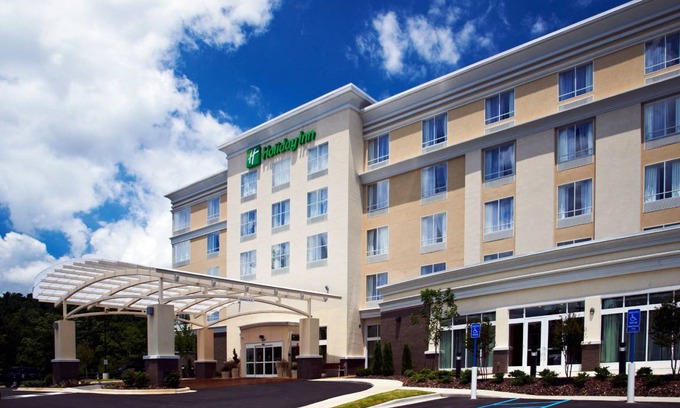 Hoover Hotel | Holiday Inn Birmingham - Hoover, an IHG Hotel