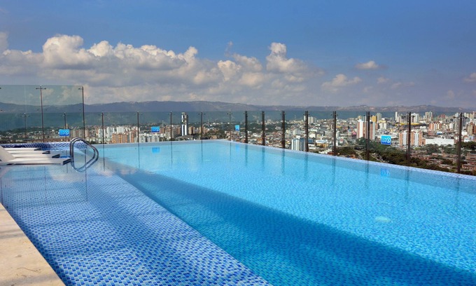 Bucaramanga Hotel | Holiday Inn Bucaramanga Cacique by IHG