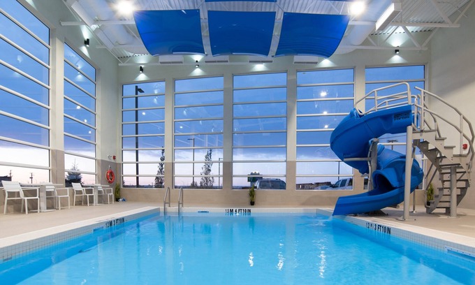 North Battleford Hotel | Holiday Inn Express & Suites North Battleford by IHG