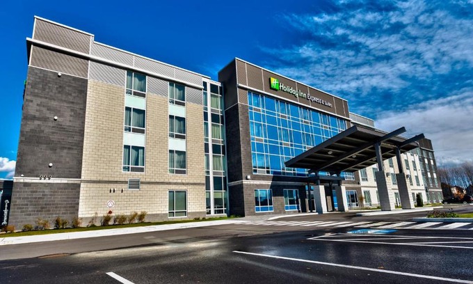 Vaudreuil Hotel | Holiday Inn Express & Suites Vaudreuil-Dorion by IHG