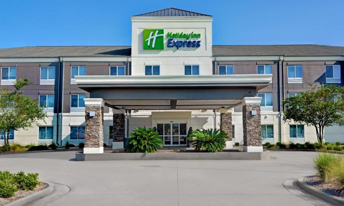 Atmore Hotel | Holiday Inn Express Atmore by IHG