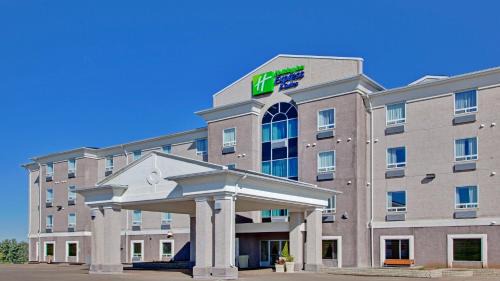 Swift Current Hotel | Holiday Inn Express Hotel & Suites Swift Current by IHG