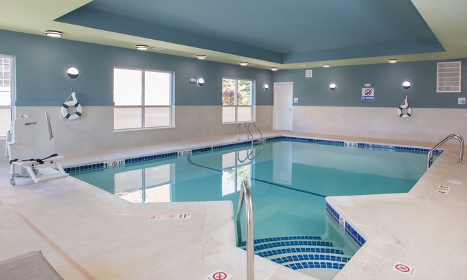 Chelmsford Hotel | Holiday Inn Express Chelmsford by IHG