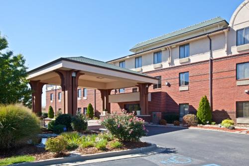 Corydon Hotel | Holiday Inn Express Corydon by IHG