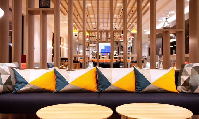 Lichtenbroich Hotel | Holiday Inn Express Düsseldorf Airport by IHG