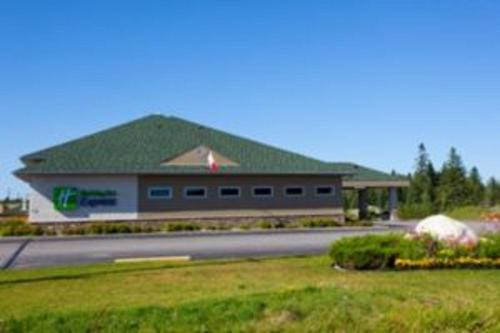 Dryden Hotel | Holiday Inn Express Dryden by IHG