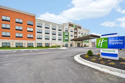 Evansville Hotel | Holiday Inn Express - Evansville by IHG
