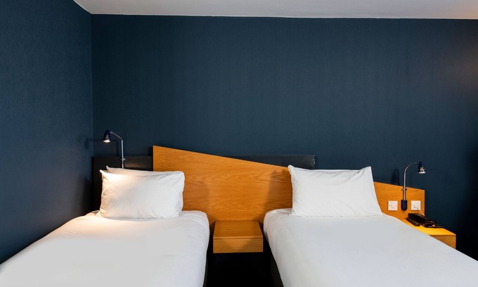 Clyst St Mary Hotel | Holiday Inn Express Exeter East by IHG