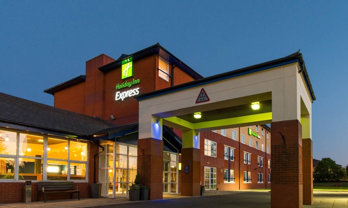 Burton on Trent Hotel | Holiday Inn Express Burton Upon Trent by IHG