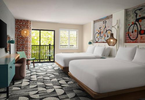 Solana Beach Resort | Holiday Inn Express Hotel & Suites Solana Beach-Del Mar by IHG