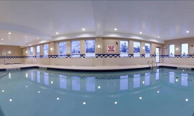 Kincardine Hotel | Holiday Inn Express Hotel & Suites Kincardine - Downtown, an IHG Hotel