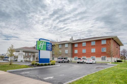 Greenville Hotel | Holiday Inn Express Hotel & Suites Greenville by IHG