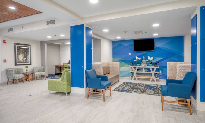 Greenville Hotel | Holiday Inn Express Hotel & Suites Greenville by IHG