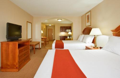 Logansport Hotel | Holiday Inn Express Hotel & Suites Logansport by IHG