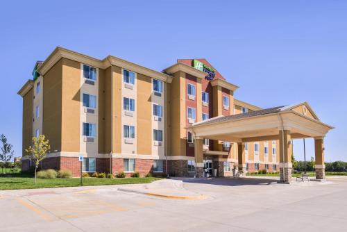York Hotel | Holiday Inn Express Hotel & Suites York by IHG