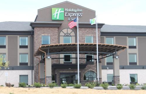 Glasgow Hotel | Holiday Inn Express Hotel & Suites Glasgow by IHG