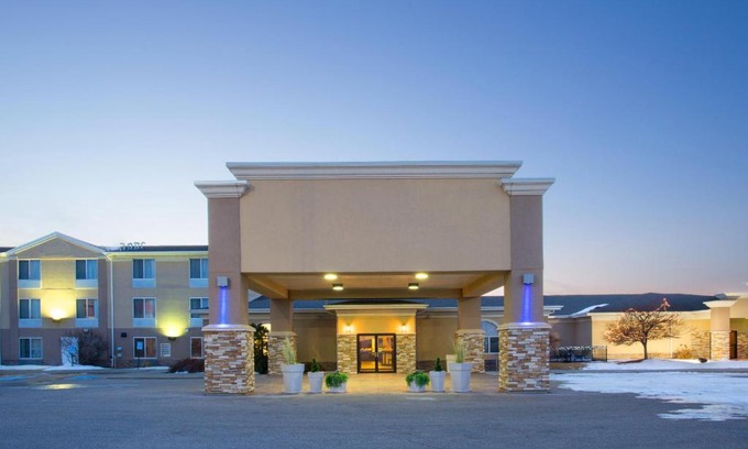 Lexington Hotel | Holiday Inn Express Hotel & Suites Lexington by IHG