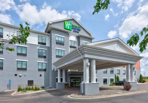 Shakopee Hotel | Holiday Inn Express Hotel & Suites Shakopee by IHG