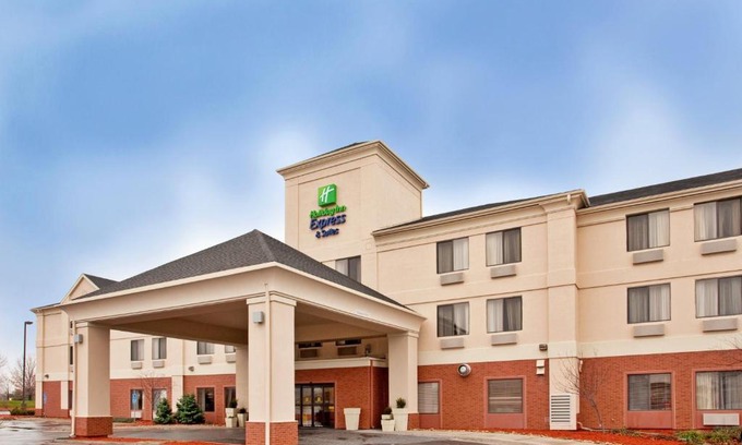 Kansas City Hotel | Holiday Inn Express Kansas City Liberty Missouri by IHG